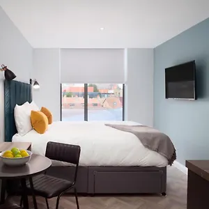Aptel East 3* Londyn